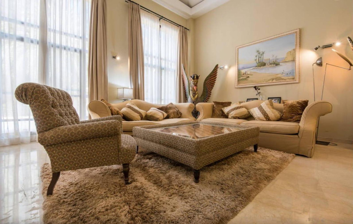 Villas de 3 dormitorios en venta en Puerto Banús – R5462554 Villas de 3 dormitorios en venta en Puerto Banús – R5462554