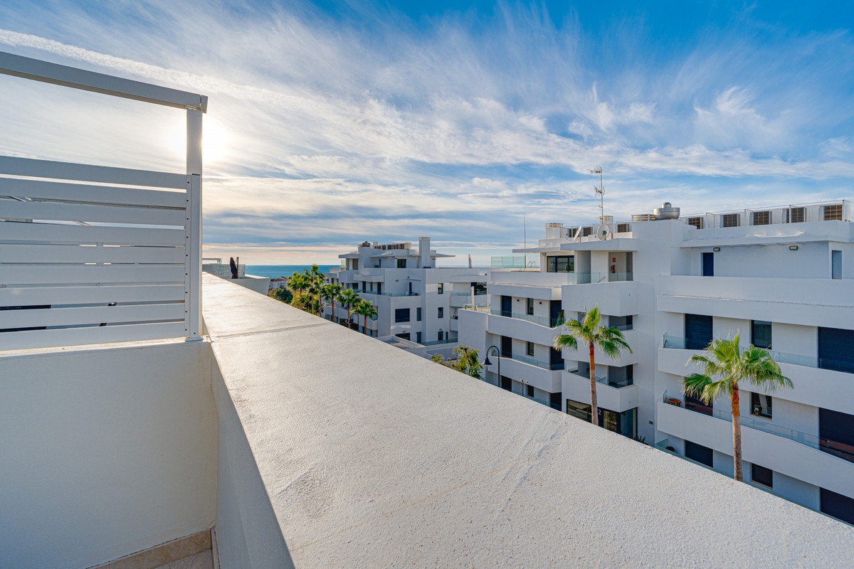 Adosados de 4 dormitorios en venta en La Cala de Mijas – R5272633 Adosados de 4 dormitorios en venta en La Cala de Mijas – R5272633