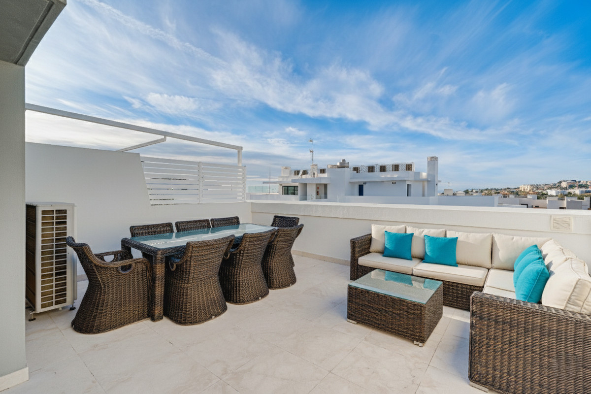 Adosados de 4 dormitorios en venta en La Cala de Mijas – R5272633 Adosados de 4 dormitorios en venta en La Cala de Mijas – R5272633