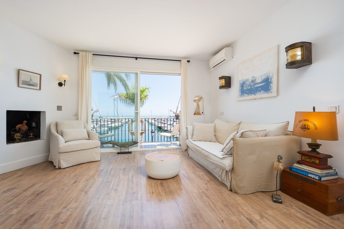 1 bedroom Apartments for sale in Puerto Banús – R5457568 1 bedroom Apartments for sale in Puerto Banús – R5457568