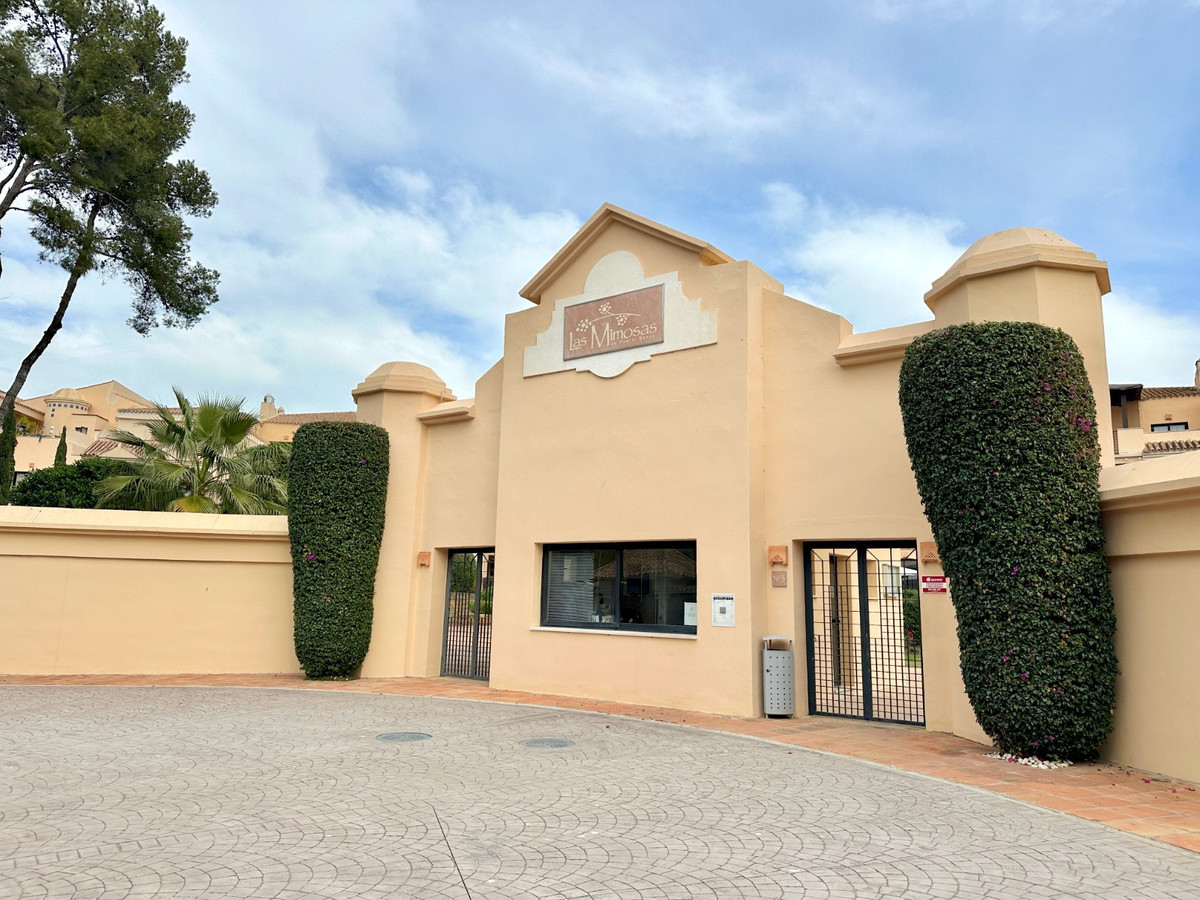 2 bedroom Apartments for sale in Puerto Banús – R5357068 2 bedroom Apartments for sale in Puerto Banús – R5357068
