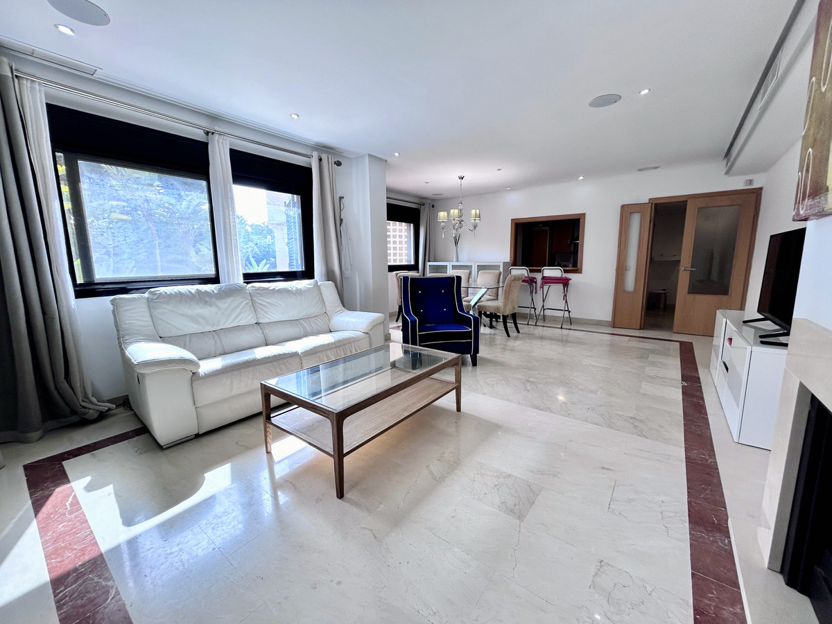 2 bedroom Apartments for sale in Puerto Banús – R5357068 2 bedroom Apartments for sale in Puerto Banús – R5357068
