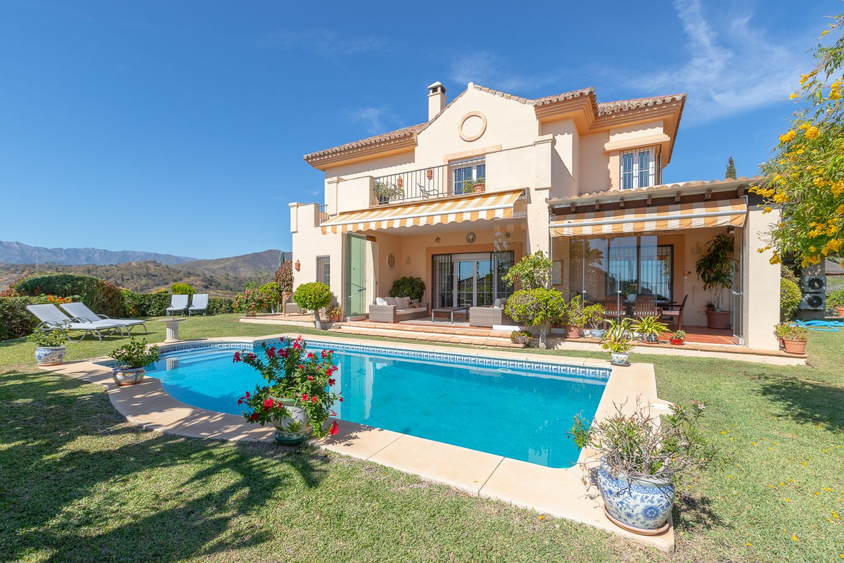 Villas de 5 dormitorios en venta en Elviria – R5450344 Villas de 5 dormitorios en venta en Elviria – R5450344