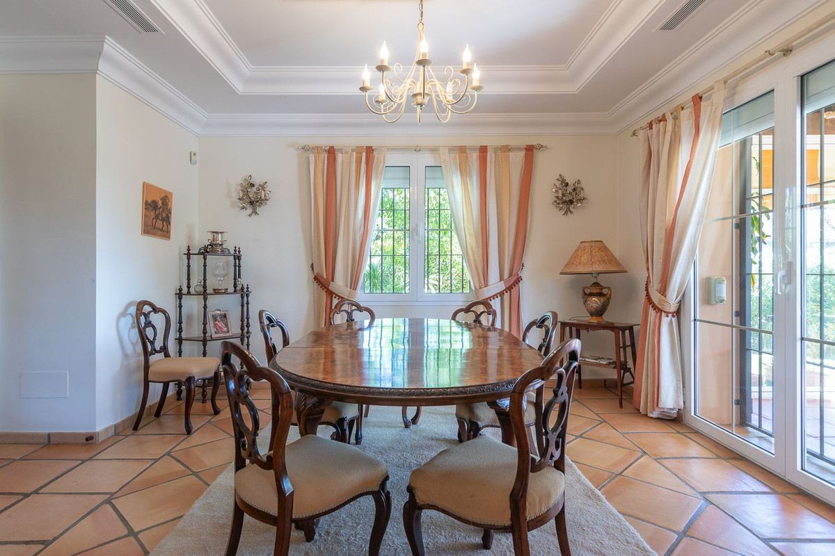 Villas de 5 dormitorios en venta en Elviria – R5450344 Villas de 5 dormitorios en venta en Elviria – R5450344