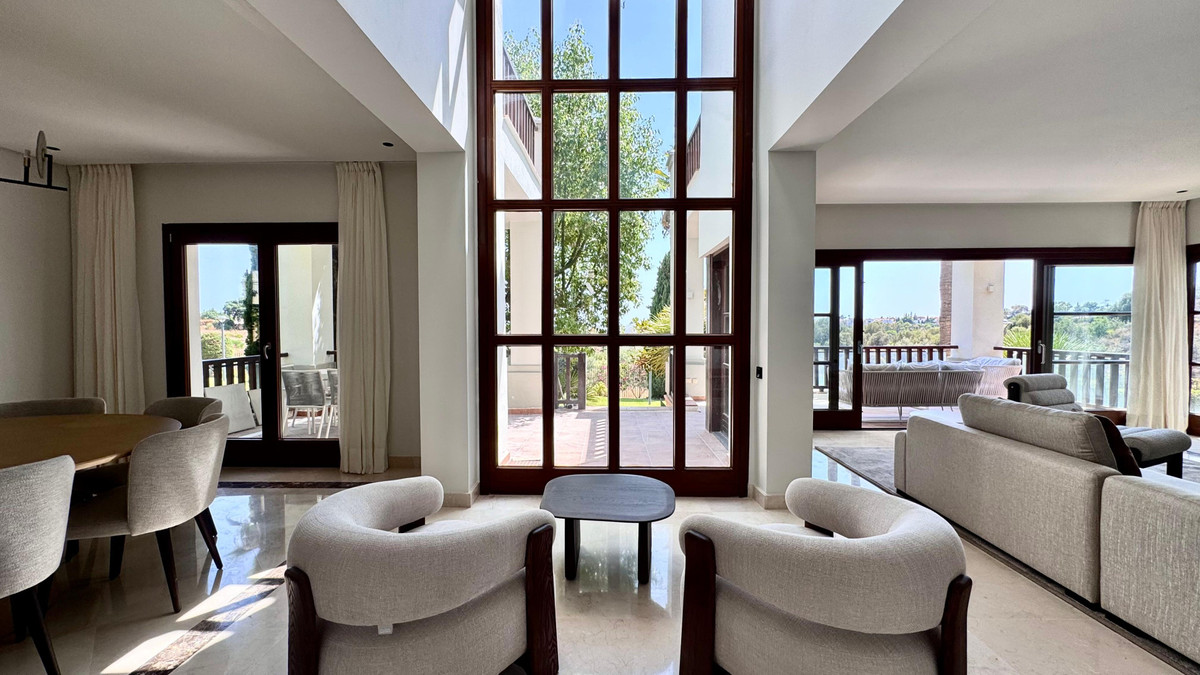 Villas de 6 dormitorios en venta en Milla de Oro – R5462557 Villas de 6 dormitorios en venta en Milla de Oro – R5462557