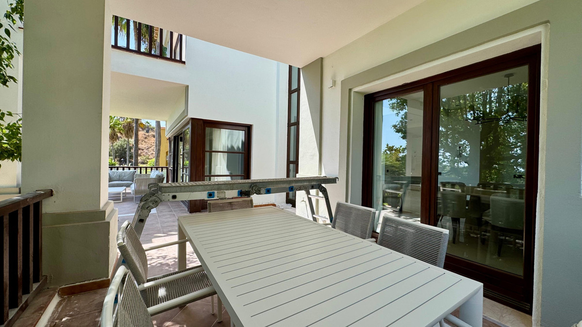 Villas de 6 dormitorios en venta en Milla de Oro – R5462557 Villas de 6 dormitorios en venta en Milla de Oro – R5462557