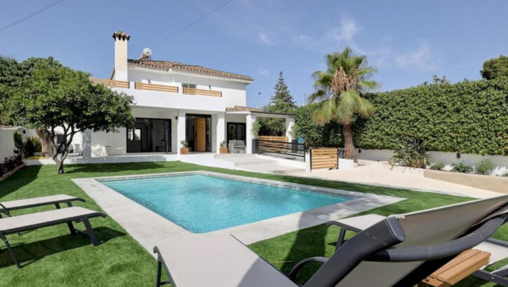 6 bedroom Villas for sale in Marbella – R5444929 6 bedroom Villas for sale in Marbella – R5444929 in