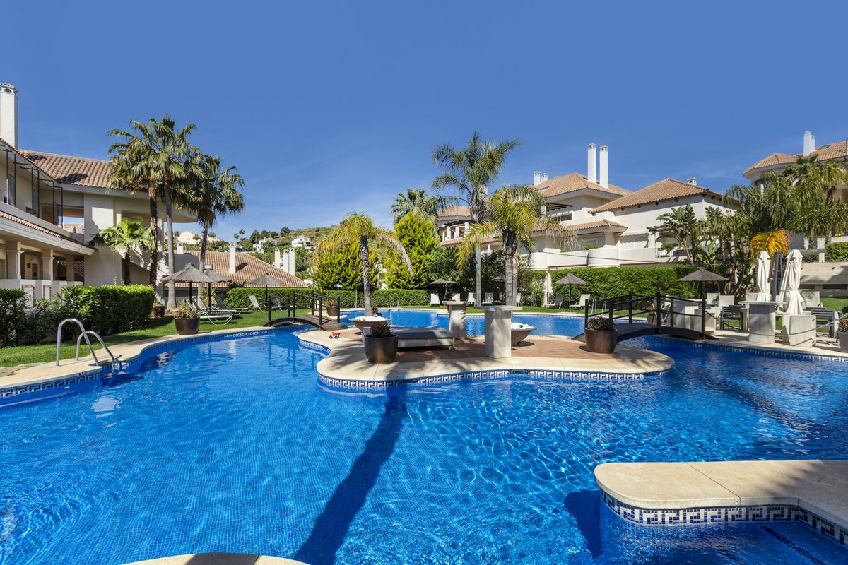 Apartamentos de 2 dormitorios en venta en Nueva Andalucía – R5365264 Apartamentos de 2 dormitorios en venta en Nueva Andalucía – R5365264