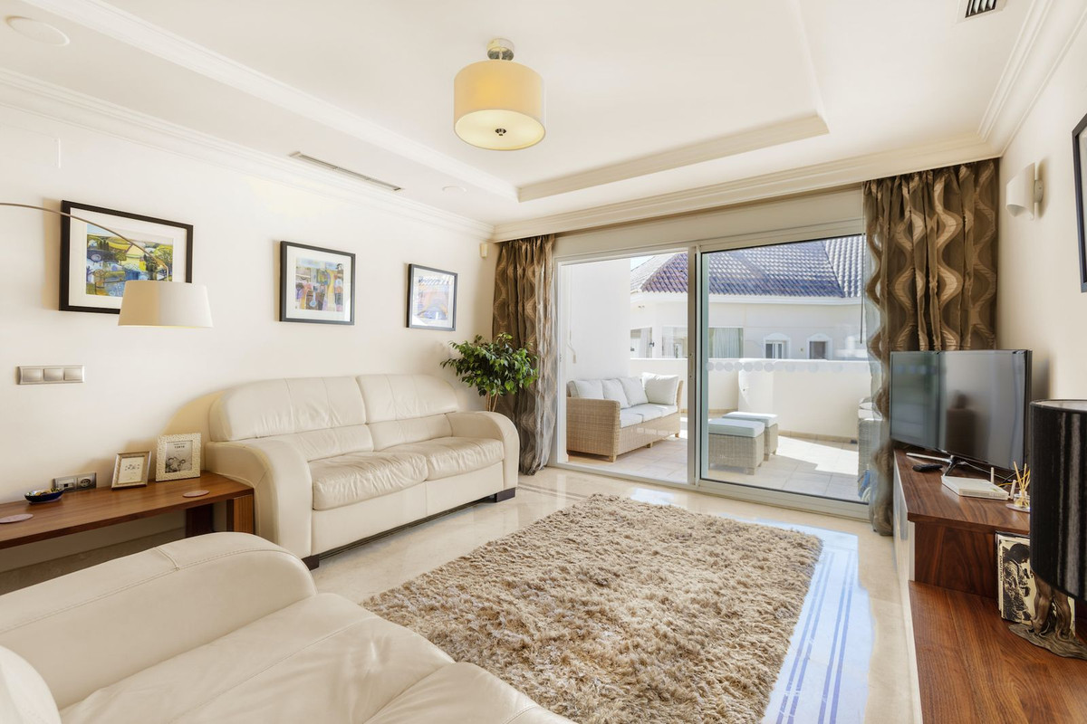 Apartamentos de 2 dormitorios en venta en Nueva Andalucía – R5365264 Apartamentos de 2 dormitorios en venta en Nueva Andalucía – R5365264