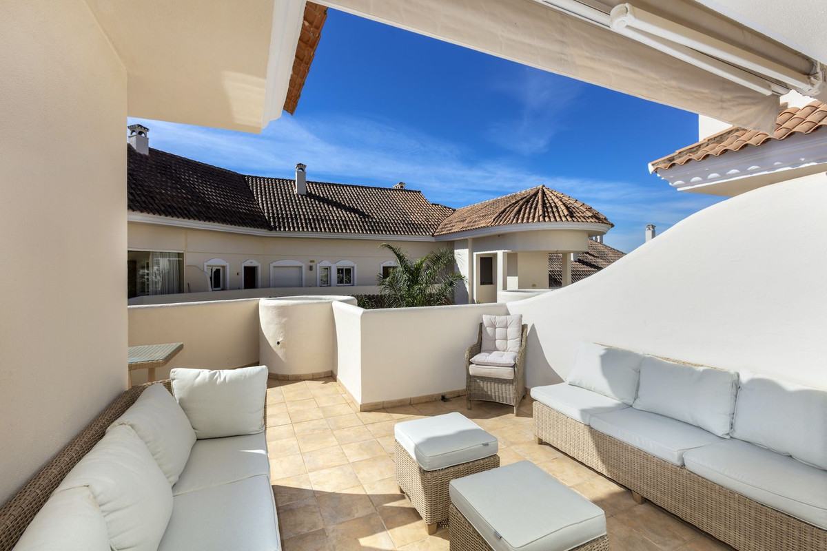 Apartamentos de 2 dormitorios en venta en Nueva Andalucía – R5365264 Apartamentos de 2 dormitorios en venta en Nueva Andalucía – R5365264