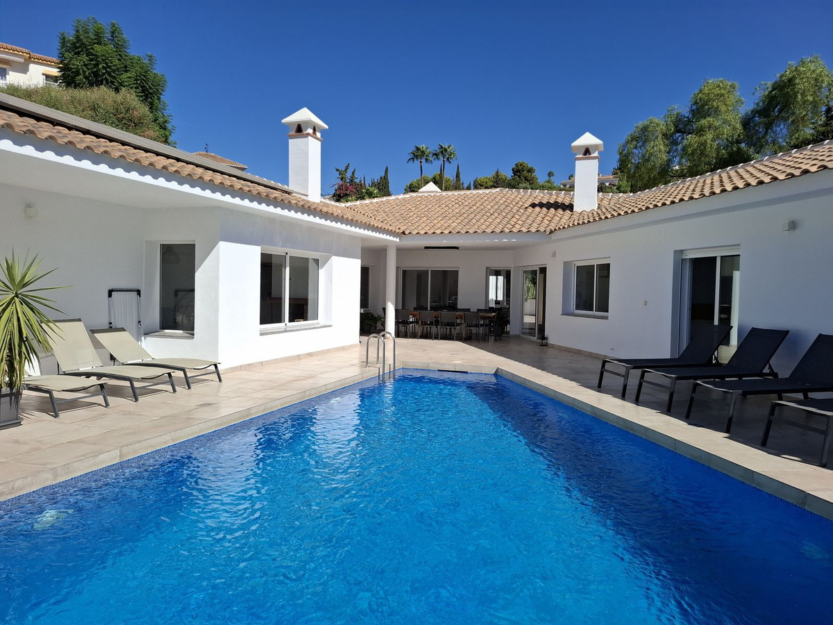 Villas de 5 dormitorios en venta en Mijas – R5158249 Villas de 5 dormitorios en venta en Mijas – R5158249