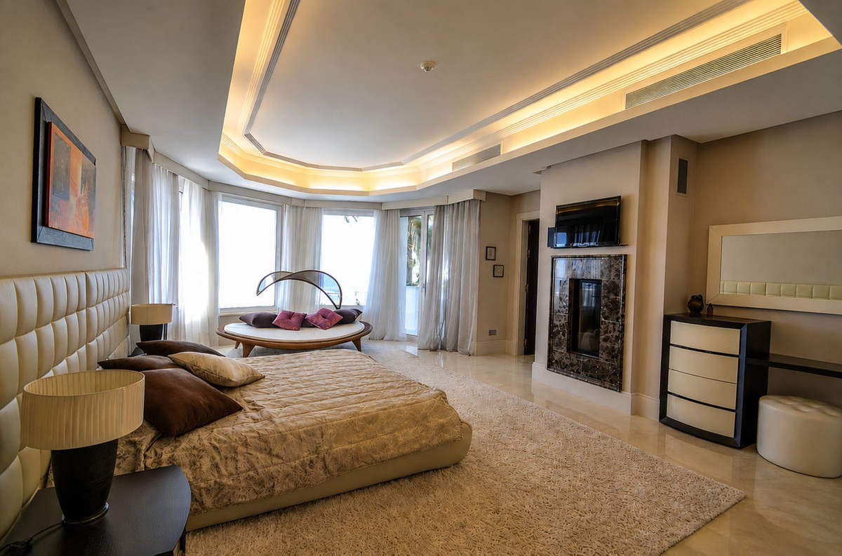 5 bedroom Villas for sale in Marbella – R5408299 5 bedroom Villas for sale in Marbella – R5408299