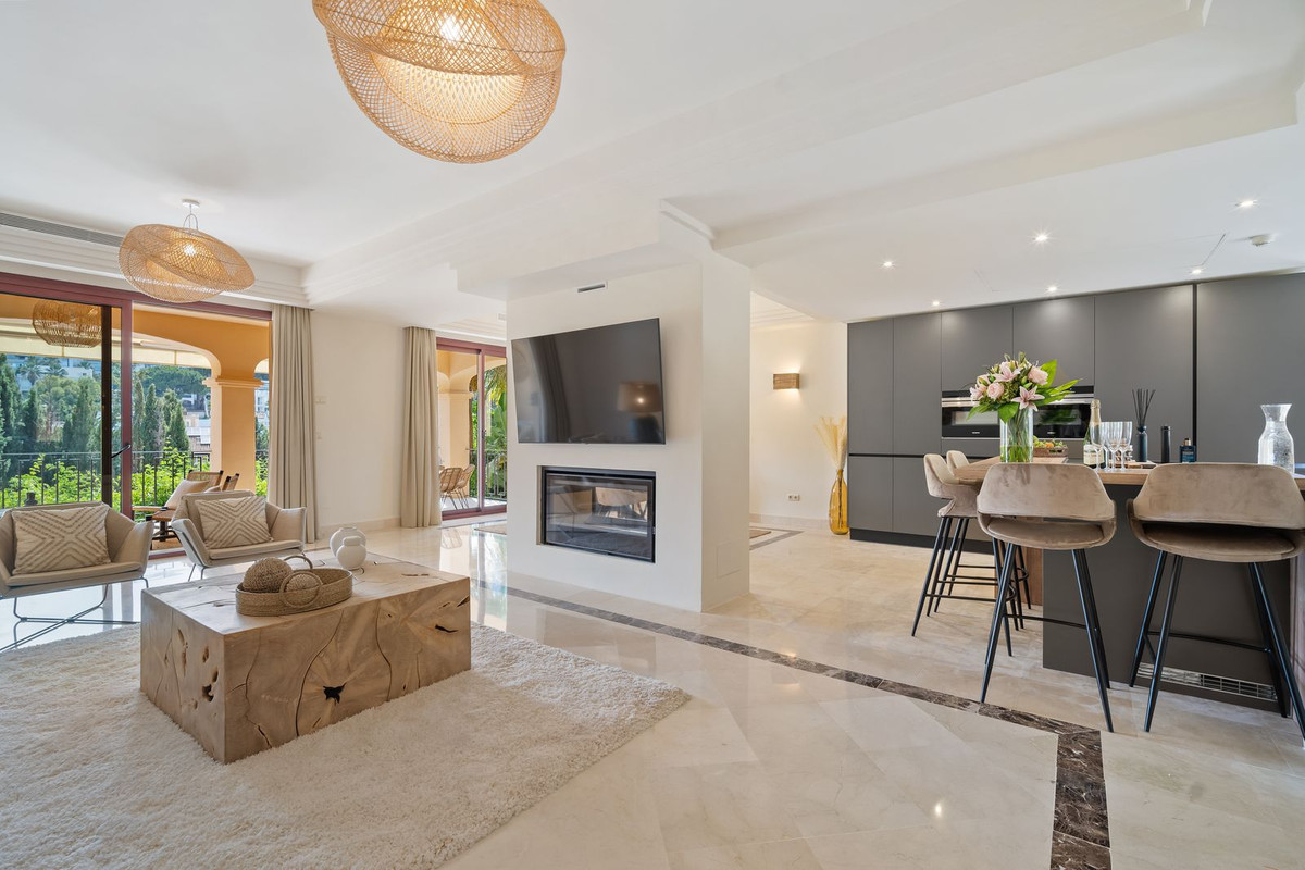 Pareados de 5 dormitorios en venta en Puerto Banús – R4821640 Pareados de 5 dormitorios en venta en Puerto Banús – R4821640