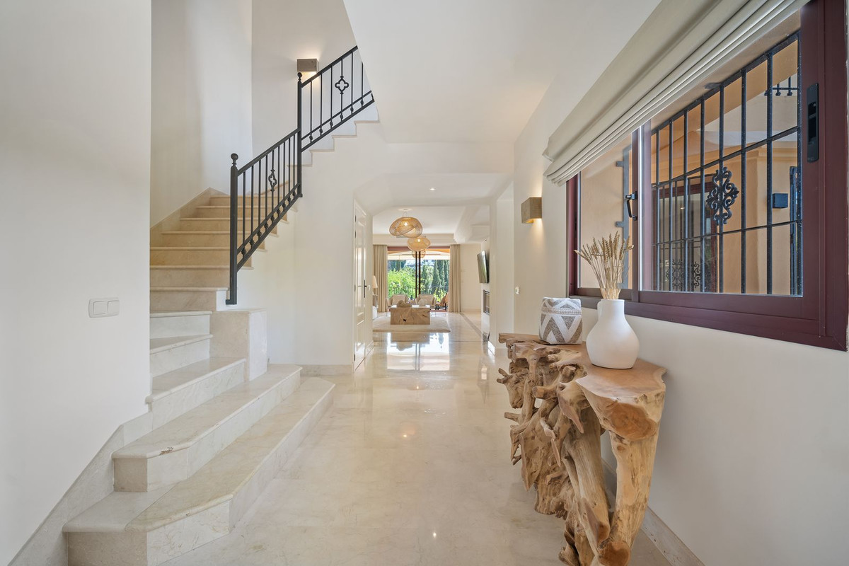 Pareados de 5 dormitorios en venta en Puerto Banús – R4821640 Pareados de 5 dormitorios en venta en Puerto Banús – R4821640