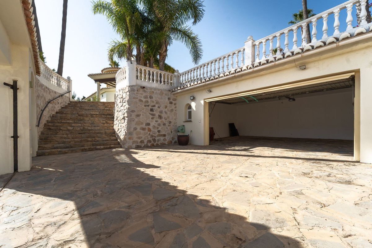 Villas de 5 dormitorios en venta en Mijas – R5189068 Villas de 5 dormitorios en venta en Mijas – R5189068