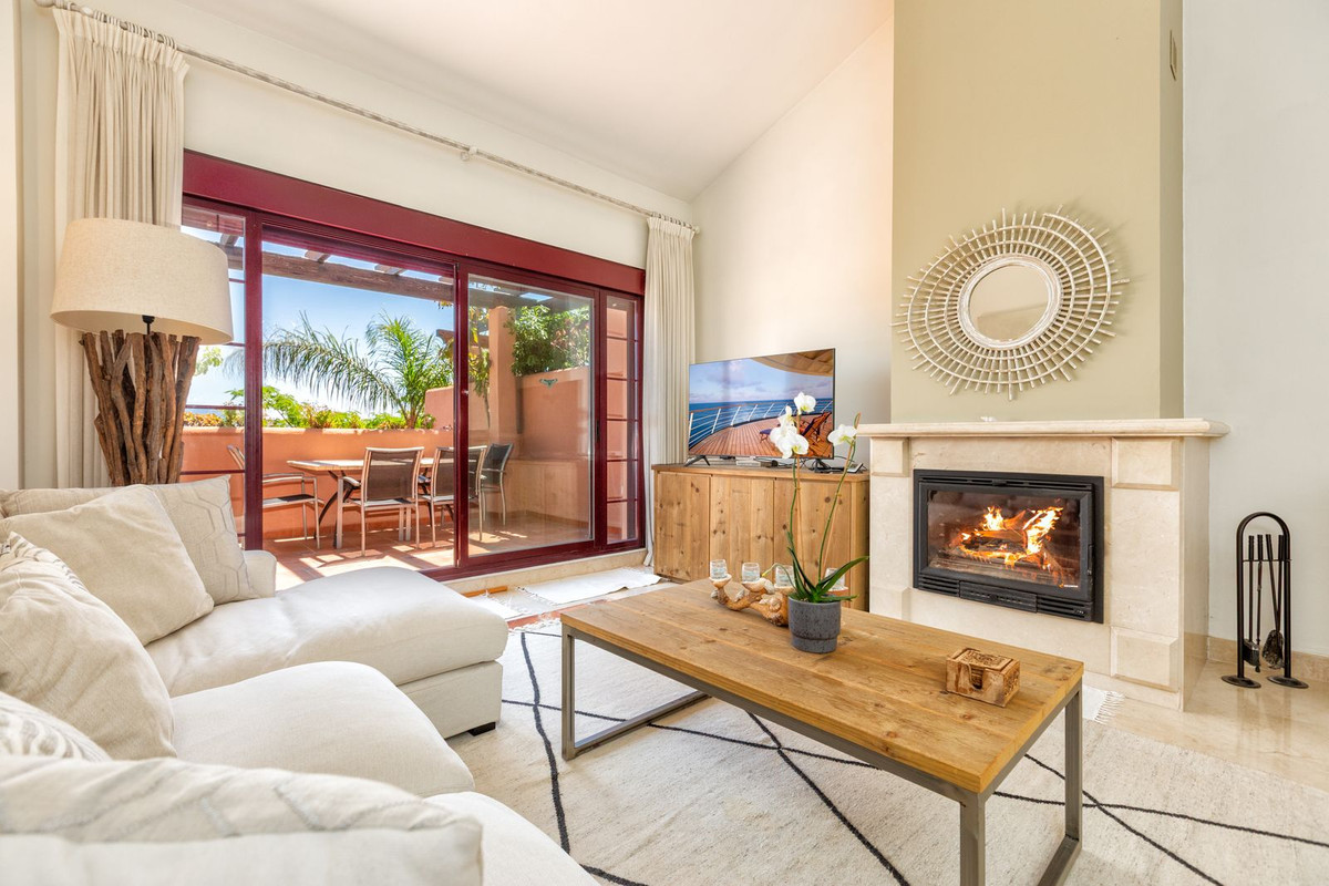Apartamentos de 3 dormitorios en venta en La Mairena – R5400169