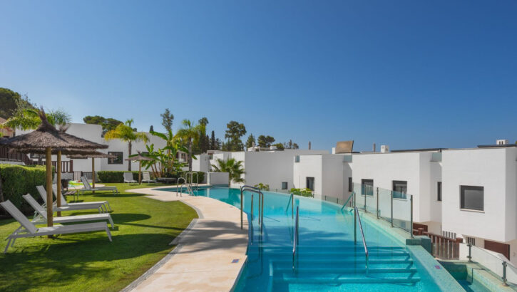 Adosados de 3 dormitorios en venta en Milla de Oro – R5412229 Adosados de 3 dormitorios en venta en Milla de Oro – R5412229 en