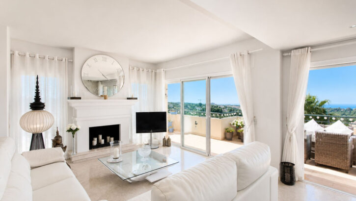 Apartamentos de 3 dormitorios en venta en Elviria Hills – R5432056 Apartamentos de 3 dormitorios en venta en Elviria Hills – R5432056 en