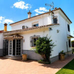 Villas de 5 dormitorios en venta en Marbella – R5450497 Villas de 5 dormitorios en venta en Marbella – R5450497