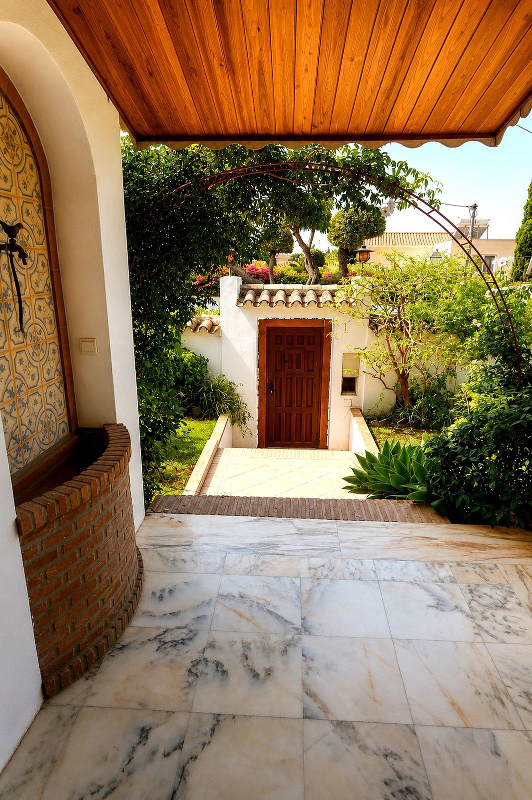 Villas de 5 dormitorios en venta en Marbella – R5450497 Villas de 5 dormitorios en venta en Marbella – R5450497