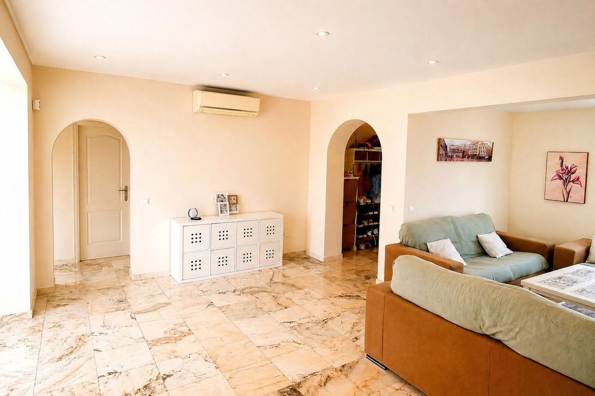 Villas de 5 dormitorios en venta en Marbella – R5450497 Villas de 5 dormitorios en venta en Marbella – R5450497