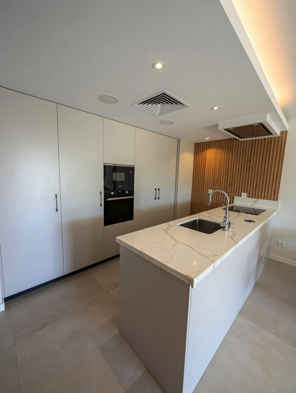 Apartamentos de 2 dormitorios en venta en San Pedro de Alcántara – R5455264 Apartamentos de 2 dormitorios en venta en San Pedro de Alcántara – R5455264