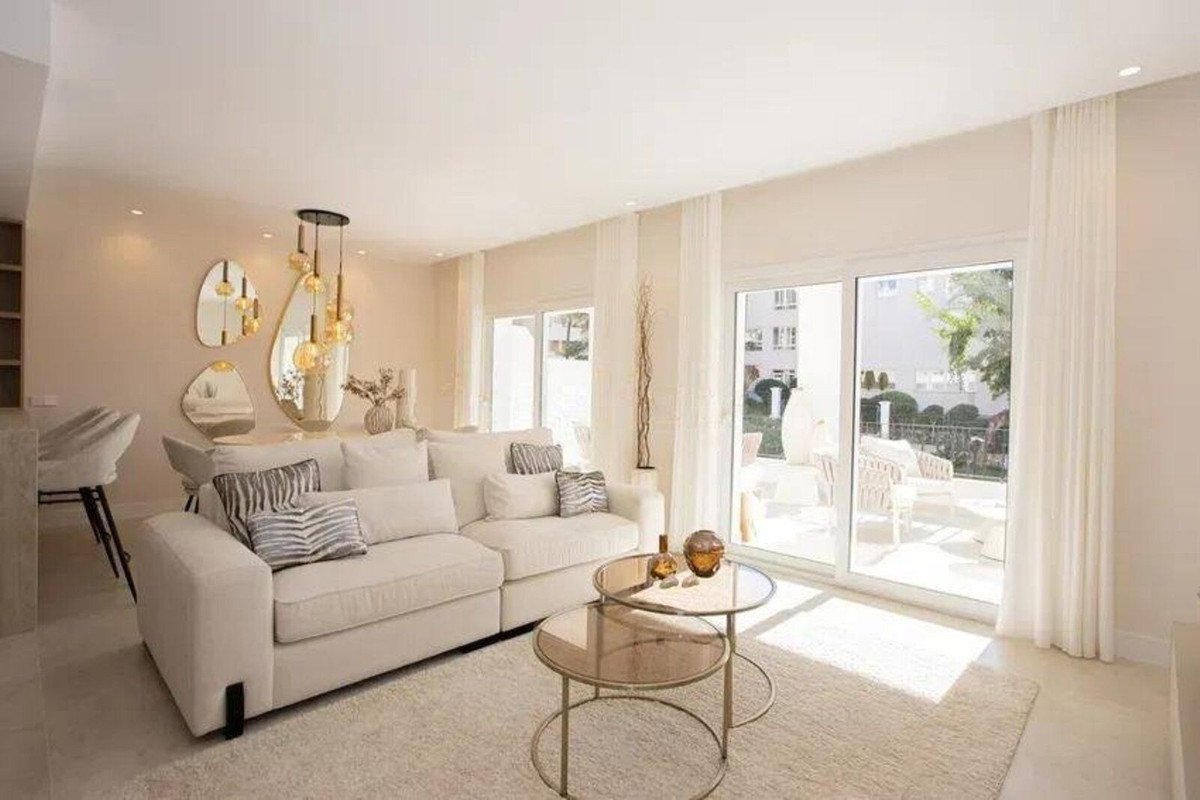 4 bedroom Apartments for sale in Nueva Andalucía – R5256058 4 bedroom Apartments for sale in Nueva Andalucía – R5256058