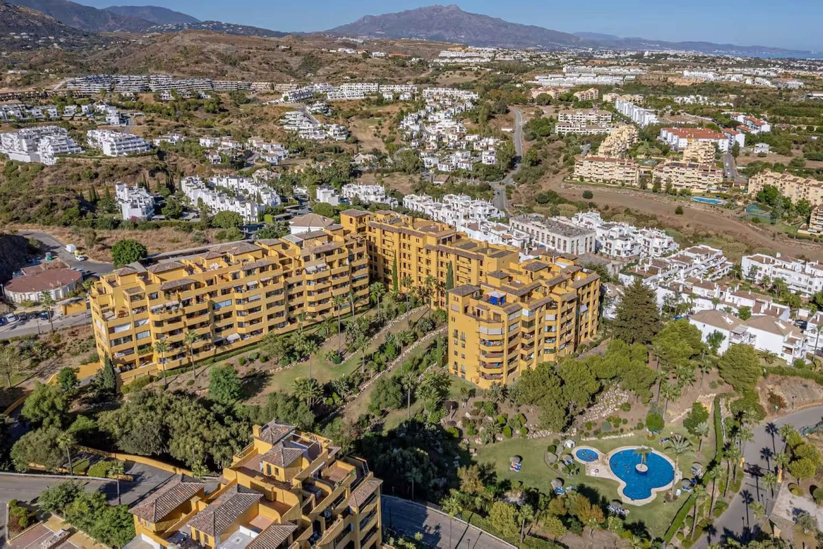 3 bedroom Apartments for sale in Selwo – R5384677 3 bedroom Apartments for sale in Selwo – R5384677
