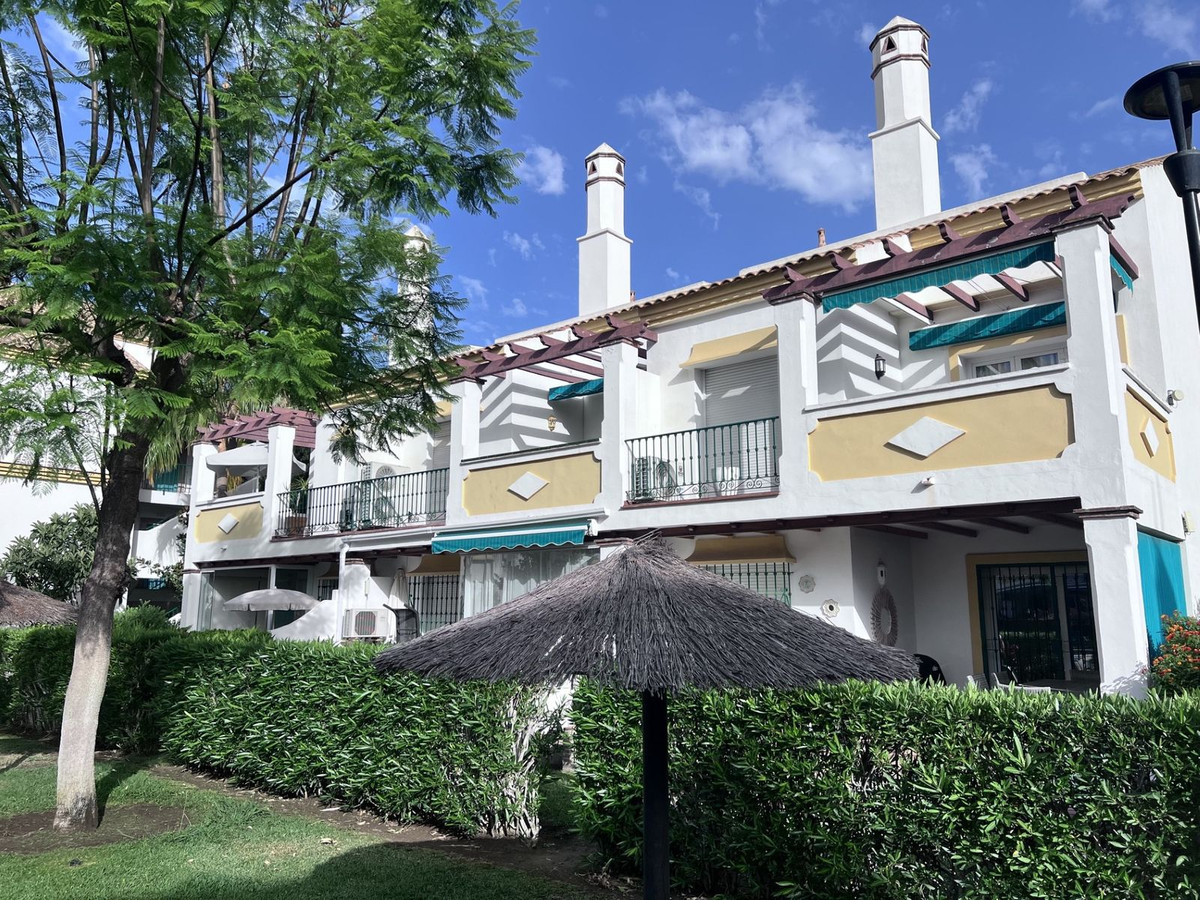 3 bedroom Apartments for sale in Las Chapas – R5250664 3 bedroom Apartments for sale in Las Chapas – R5250664