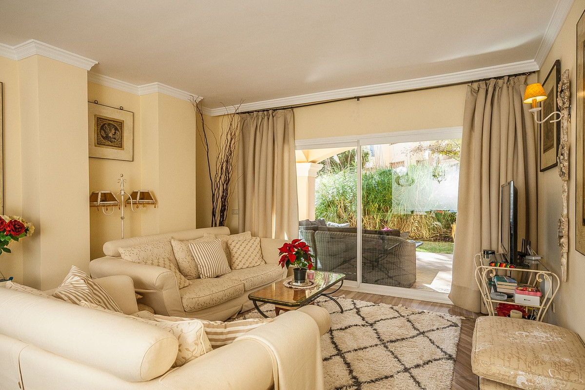 Apartamentos de 2 dormitorios en venta en Elviria – R5361736 Apartamentos de 2 dormitorios en venta en Elviria – R5361736