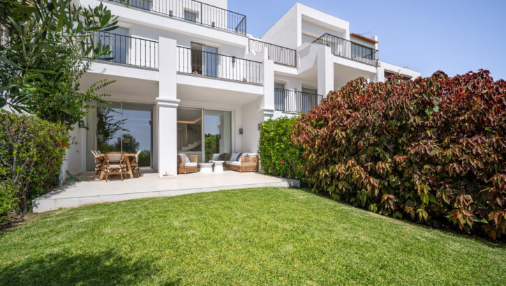 Adosados de 4 dormitorios en venta en La Quinta – R5360806 Adosados de 4 dormitorios en venta en La Quinta – R5360806 en
