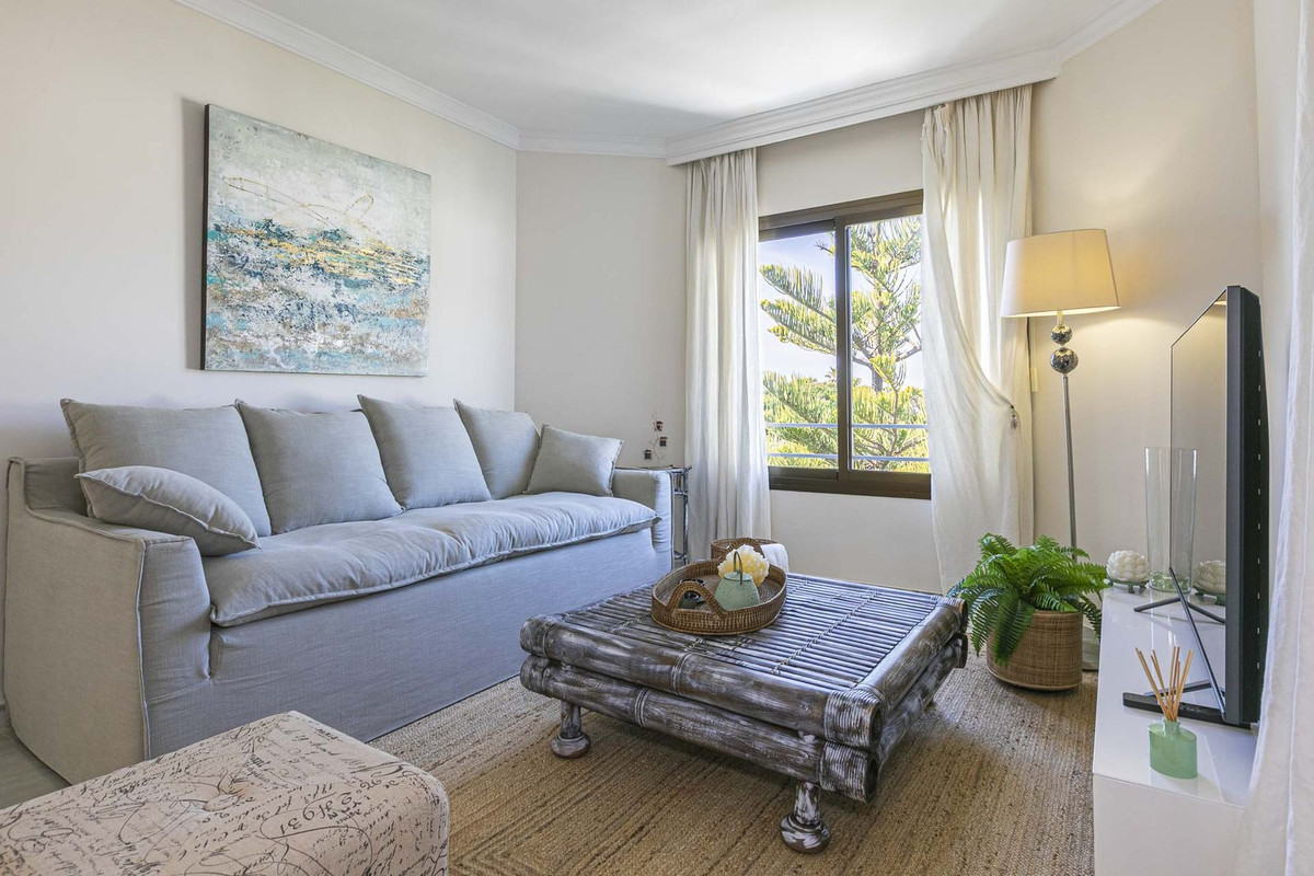3 bedroom Apartments for sale in Elviria – R5164585 3 bedroom Apartments for sale in Elviria – R5164585