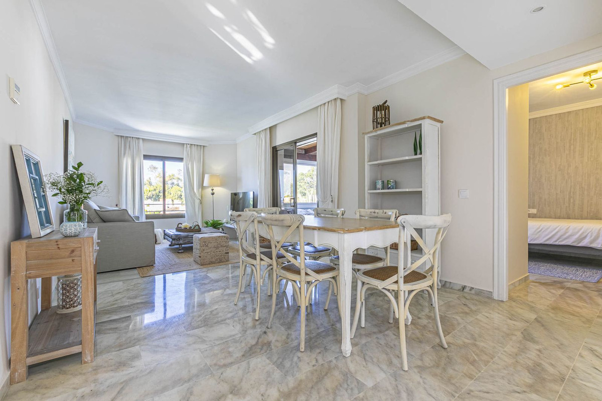 3 bedroom Apartments for sale in Elviria – R5164585 3 bedroom Apartments for sale in Elviria – R5164585