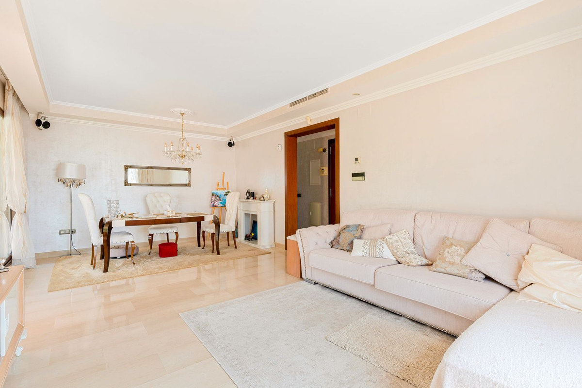 2 bedroom Penthouses for sale in Nueva Andalucía – R5467825 2 bedroom Penthouses for sale in Nueva Andalucía – R5467825