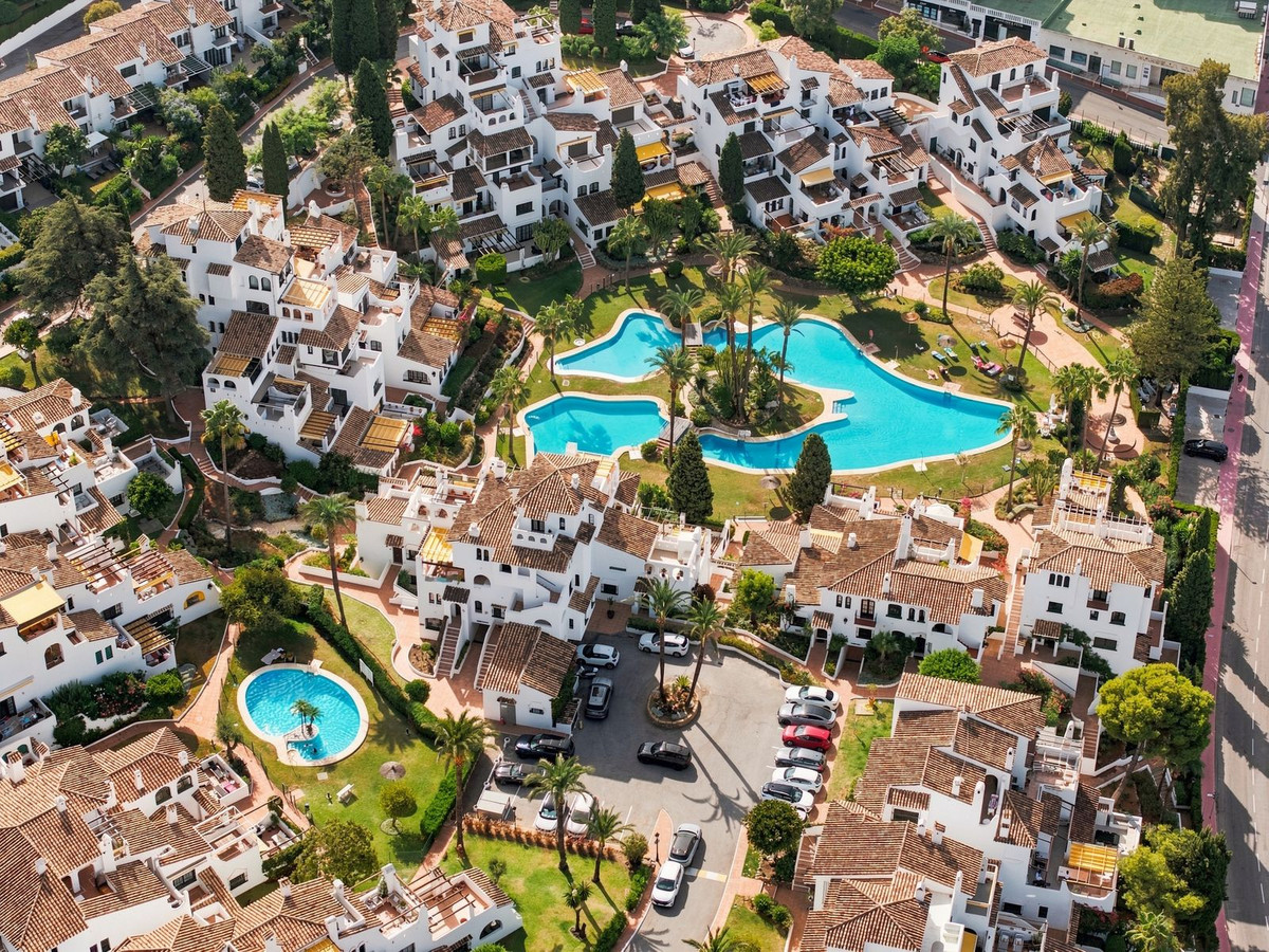 2 bedroom Apartments for sale in Nueva Andalucía – R5464801 2 bedroom Apartments for sale in Nueva Andalucía – R5464801