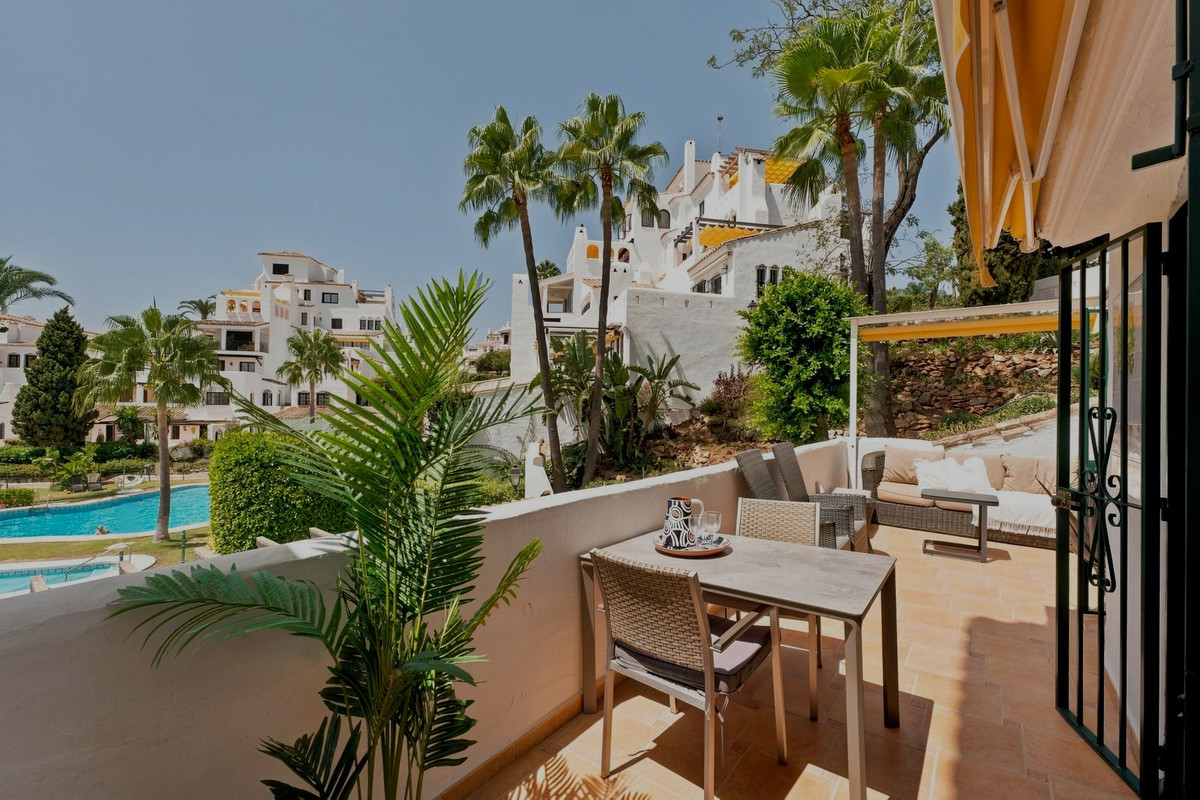 2 bedroom Apartments for sale in Nueva Andalucía – R5464801 2 bedroom Apartments for sale in Nueva Andalucía – R5464801