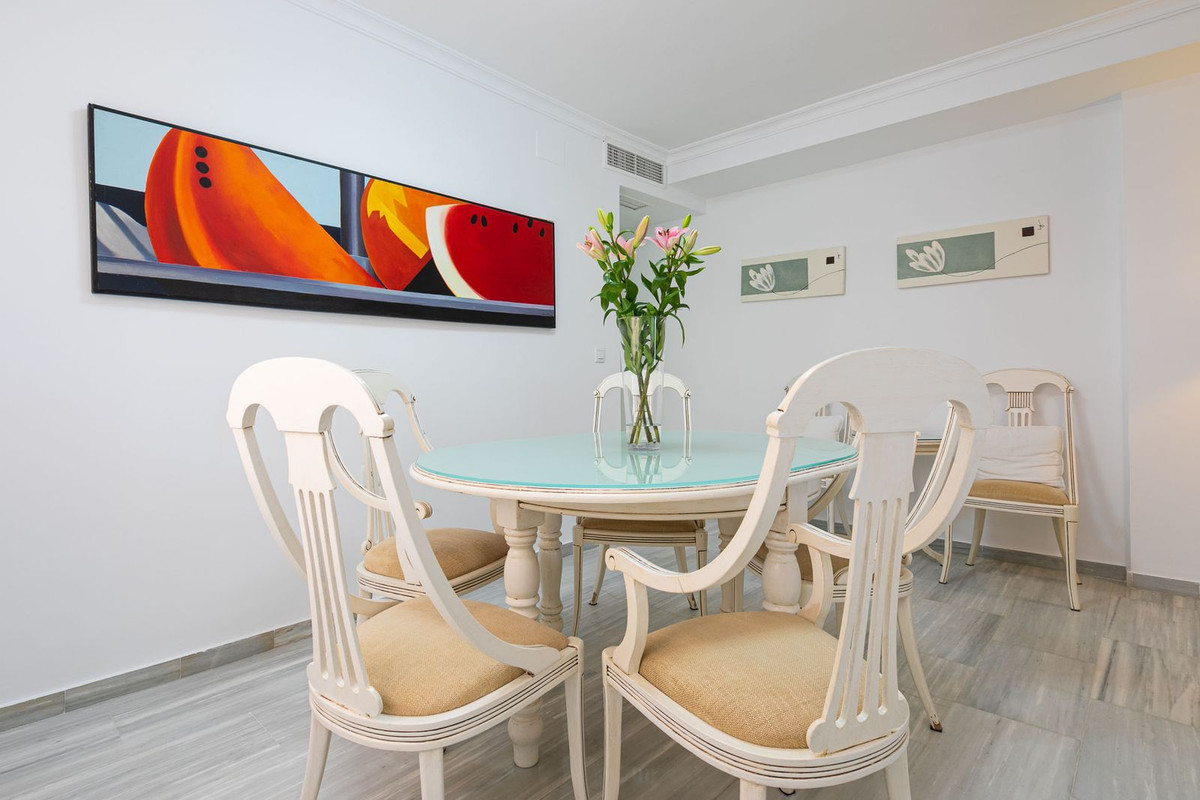 4 bedroom Semi-detached for sale in Costabella – R4677823 4 bedroom Semi-detached for sale in Costabella – R4677823