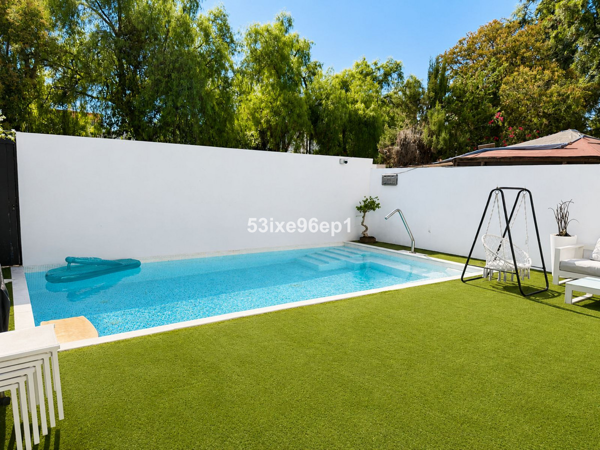 Pareados de 3 dormitorios en venta en Nueva Andalucía – R5454652 Pareados de 3 dormitorios en venta en Nueva Andalucía – R5454652