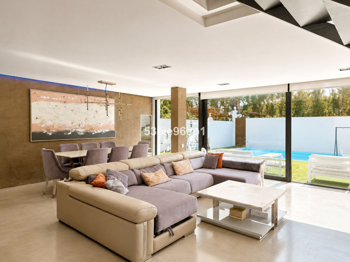 Pareados de 3 dormitorios en venta en Nueva Andalucía – R5454652 Pareados de 3 dormitorios en venta en Nueva Andalucía – R5454652
