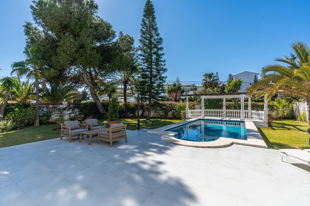 Villas de 4 dormitorios en venta en Marbesa – R5297731 Villas de 4 dormitorios en venta en Marbesa – R5297731