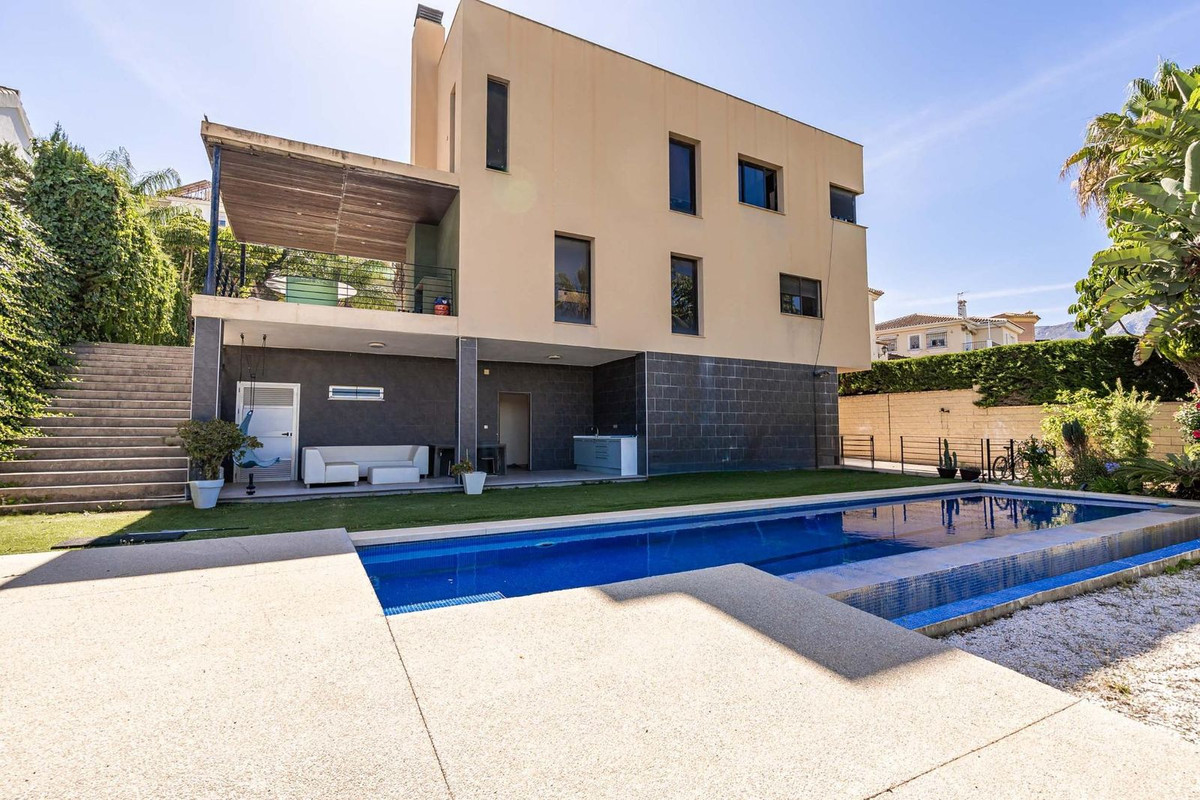 Villas de 5 dormitorios en venta en Mijas – R5417203 Villas de 5 dormitorios en venta en Mijas – R5417203