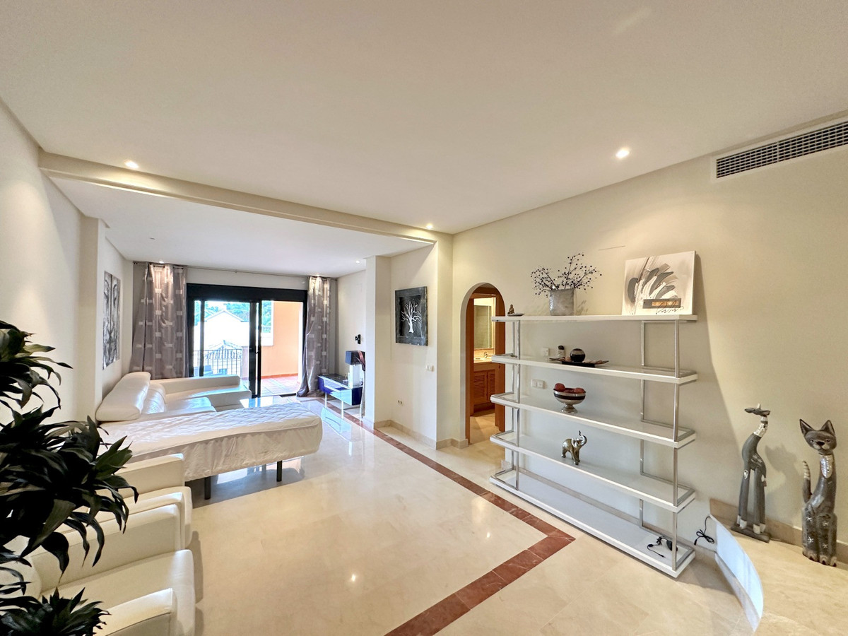 Apartamentos de 2 dormitorios en venta en Puerto Banús – R5357854 Apartamentos de 2 dormitorios en venta en Puerto Banús – R5357854