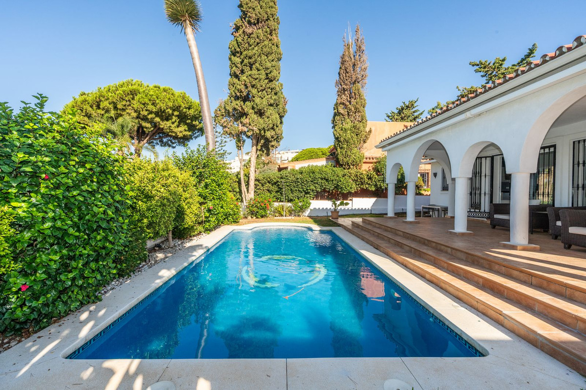 Villas de 3 dormitorios en venta en Costabella – R5462740 Villas de 3 dormitorios en venta en Costabella – R5462740
