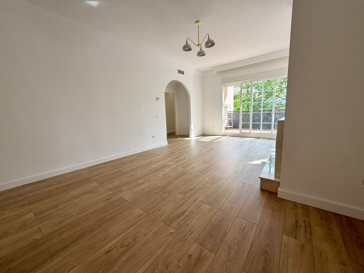3 bedroom Penthouses for sale in Nueva Andalucía – R5374057 3 bedroom Penthouses for sale in Nueva Andalucía – R5374057