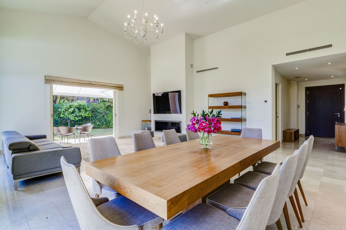 3 bedroom Villas for sale in Guadalmina Baja – R5160247 3 bedroom Villas for sale in Guadalmina Baja – R5160247