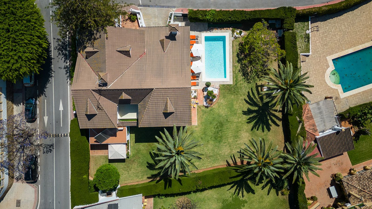 Villas de 7 dormitorios en venta en Marbella – R5469439 Villas de 7 dormitorios en venta en Marbella – R5469439