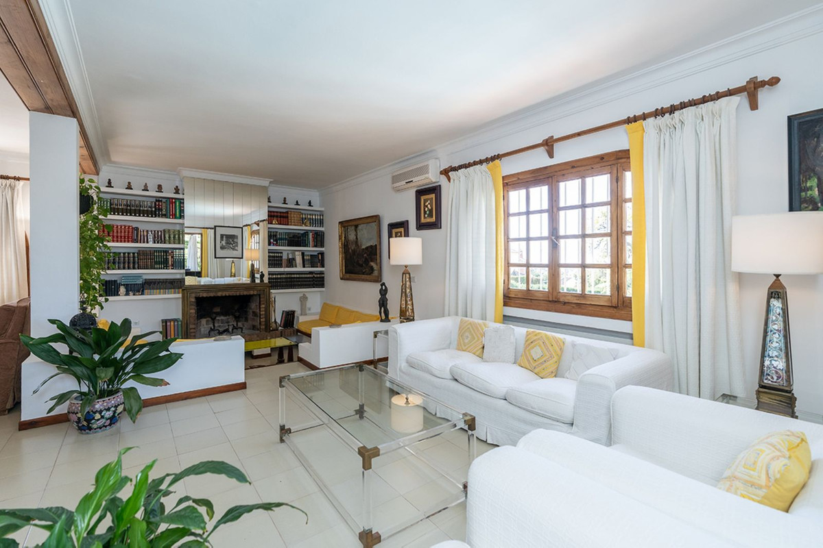 Villas de 7 dormitorios en venta en Marbella – R5469439 Villas de 7 dormitorios en venta en Marbella – R5469439