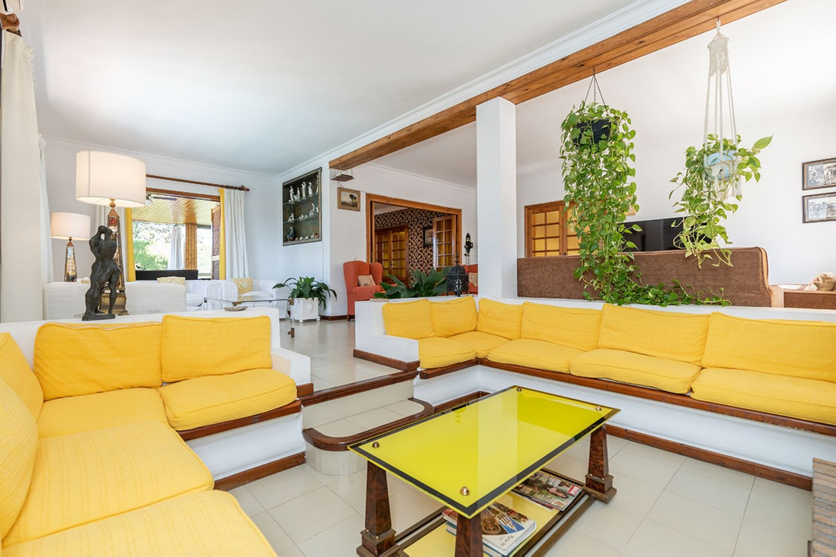 Villas de 7 dormitorios en venta en Marbella – R5469439 Villas de 7 dormitorios en venta en Marbella – R5469439