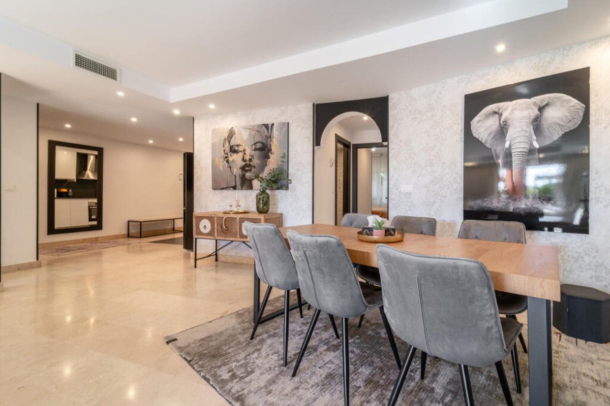 Apartamentos de 3 dormitorios en venta en Milla de Oro – R5266105 Apartamentos de 3 dormitorios en venta en Milla de Oro – R5266105