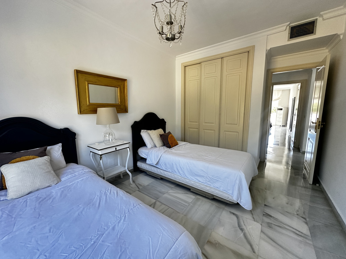 Apartamentos de 2 dormitorios en venta en Nueva Andalucía – R5358703 Apartamentos de 2 dormitorios en venta en Nueva Andalucía – R5358703